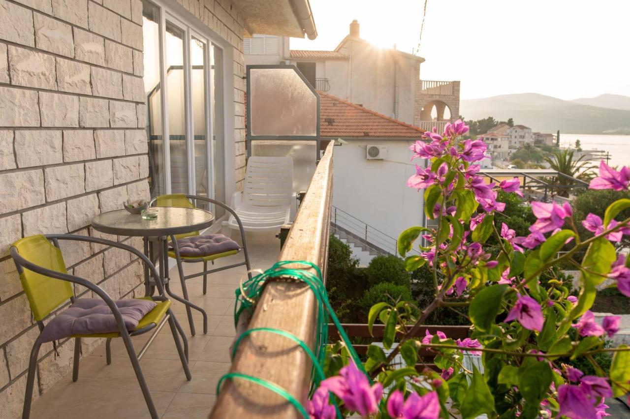 Villa Fjaba - By The Sea - With The Big Terraces & Great Sea View Trogir Bagian luar foto